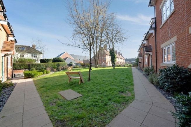 Flat 77 St Marys , Wantage 